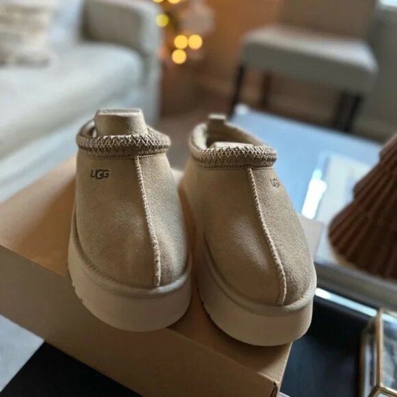 UGG Kids Cream Slip-On Slippers - Picture 3 of 6